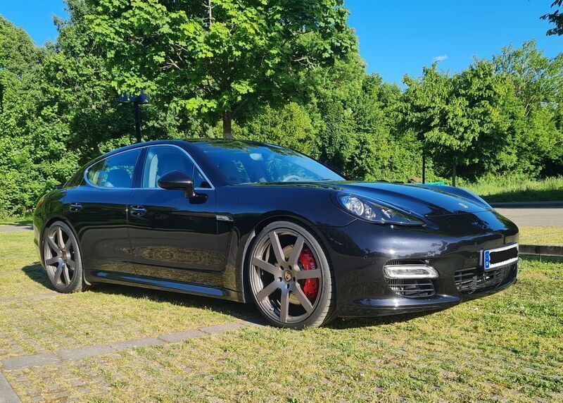 Schwarz Gebraucht 2011 Porsche Panamera Turbo Limousine | 35.500 € (Superpreis) - Bild 1/4