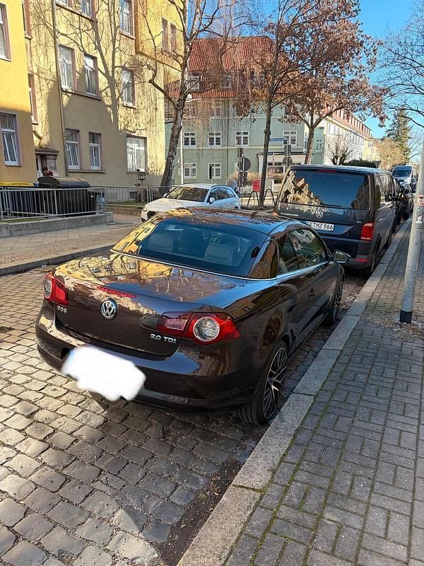 Gebraucht VW Eos 140 PS (102 kW) 2007 Braun Cabrio