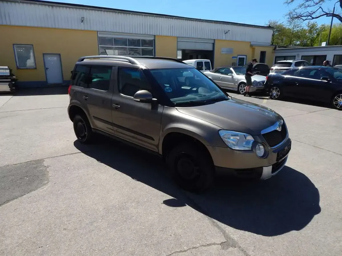 Occasion Skoda Yeti Plus Edition 140 ch (102 kW) 2012 Marron SUV