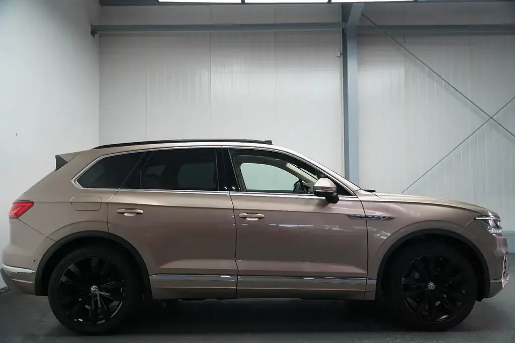 Gebraucht VW Touareg Atmosphere 286 PS (210 kW) 2018 Gold SUV