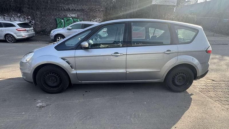 Gebraucht Ford S-MAX Trend 145 PS (106 kW) 2008 Van / Kleinbus