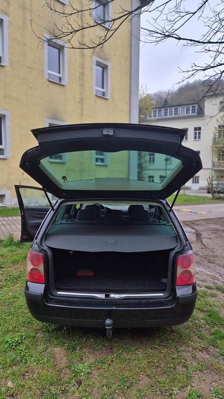 Używany VW Passat 130 KM (95 kW) 2004 Czarny Kombi