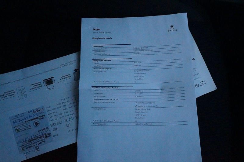 Gebraucht Skoda Rapid Ambition 105 PS (77 kW) 2014 Schwarz Limousine