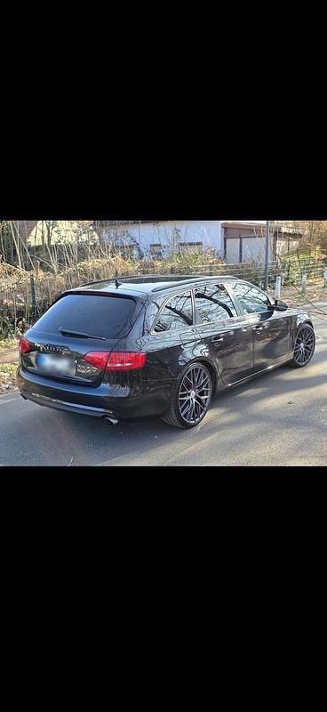 Gebraucht Audi A4 211 PS (155 kW) 2013 Schwarz Kombi