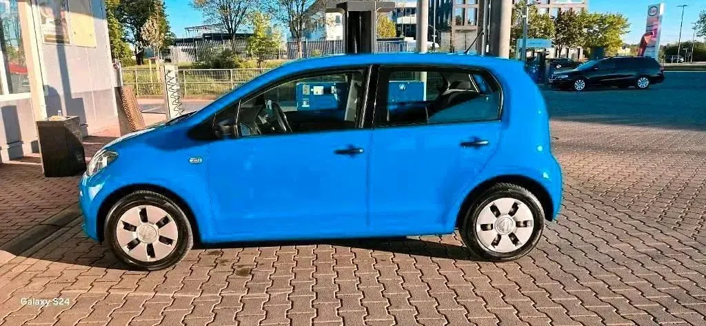 Gebraucht VW up! Beats 60 PS (44 kW) 2016 Blau Kleinwagen