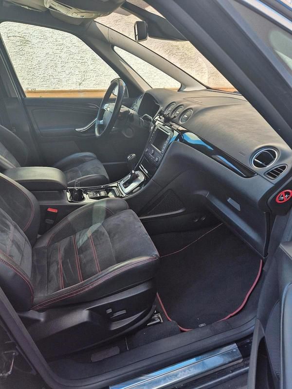 Gebraucht Ford S-MAX Titanium S 200 PS (147 kW) 2012 Schwarz Van / Kleinbus