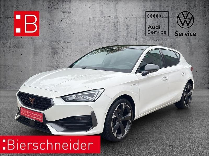Weiss Gebraucht 2022 Cupra Leon Limousine | 24.950 € (Fairer Preis) - Bild 1/4