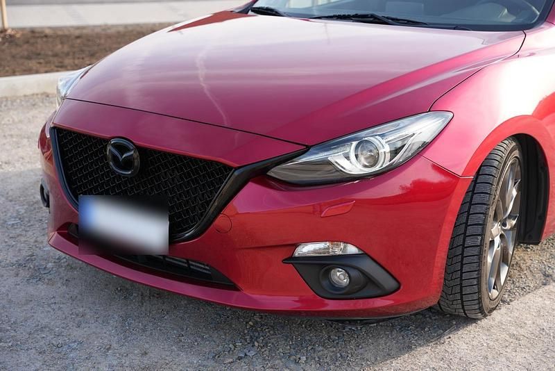 Gebraucht Mazda 3 Nakama 210 PS (154 kW) 2016 Rot Limousine