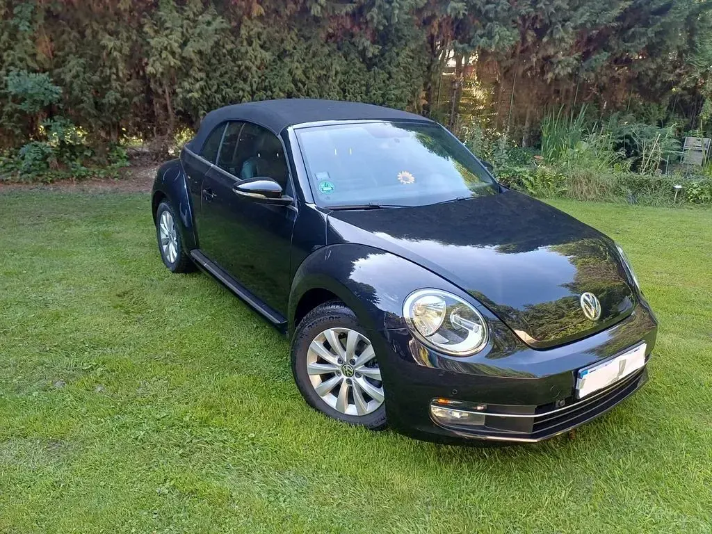 Gebraucht VW Beetle Design 105 PS (77 kW) 2014 Schwarz Kleinwagen