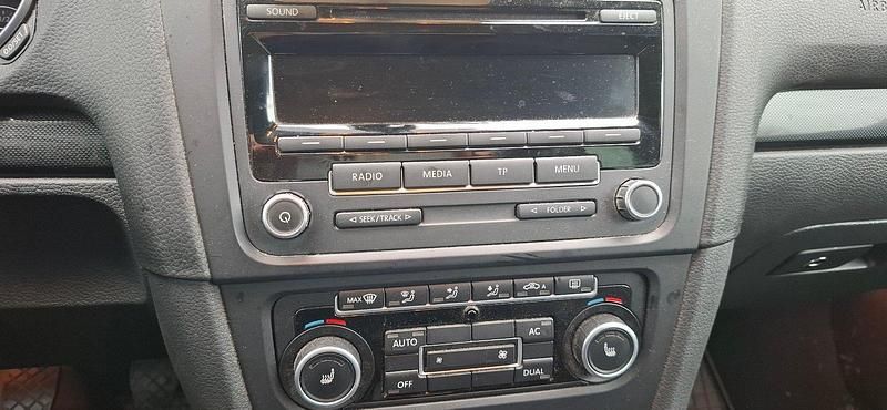 Gebraucht VW Golf VII Comfortline 105 PS (77 kW) 2013 Silber Kombi