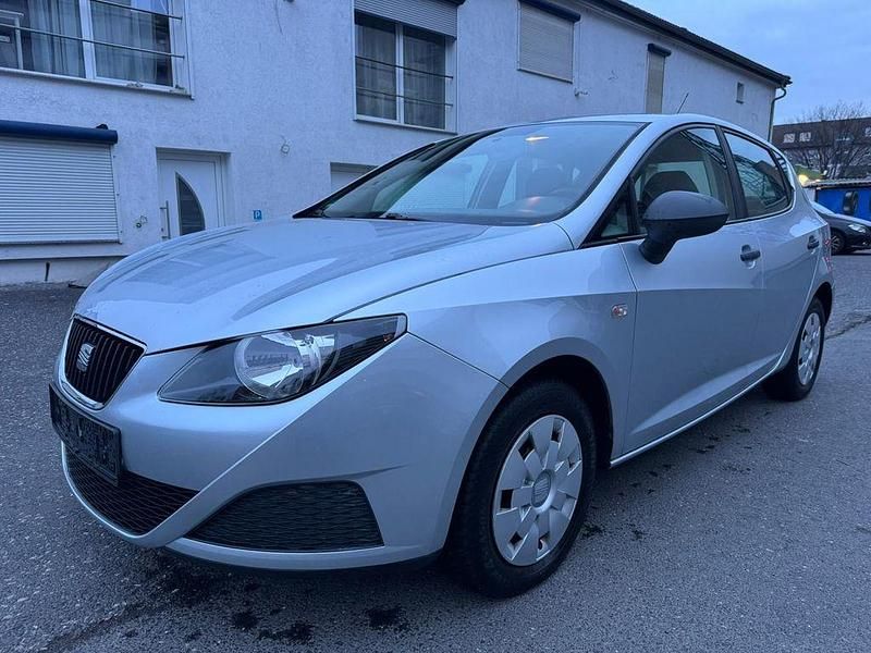 Silber Gebraucht 2008 Seat Ibiza Reference Limousine | 2.450 € (Fairer Preis) - Bild 1/4