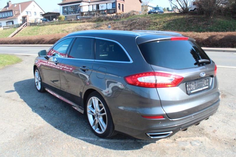 Gebraucht Ford Mondeo Titanium 179 PS (131 kW) 2015 Kombi