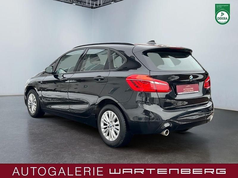 Gebraucht BMW 218 Active Tourer Advantage 140 PS (102 kW) 2020 Schwarz Van / Kleinbus