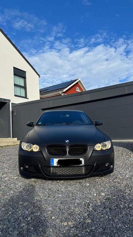 Schwarz Gebraucht 2007 BMW 335 Performance Coupé | 18.960 € - Bild 1/4