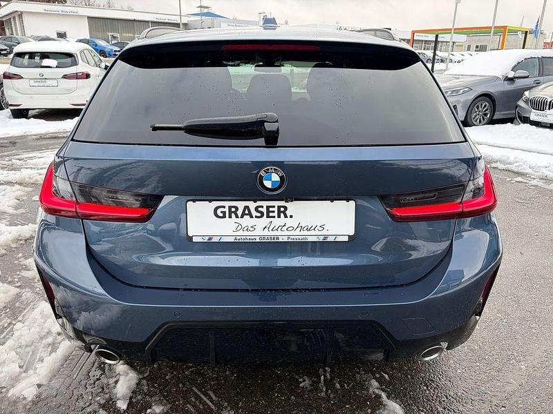 Gebraucht BMW 318 M Sport 156 PS (114 kW) 2025 Blau Kombi