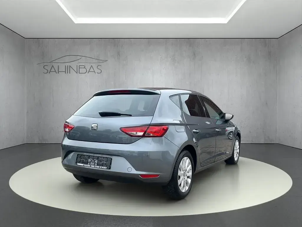 Gebraucht Seat Leon Style 105 PS (77 kW) 2014 Grau Limousine