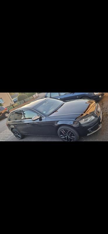 Schwarz Gebraucht 2009 Audi A4 Limousine | 5.000 € (Fairer Preis) - Bild 1/4