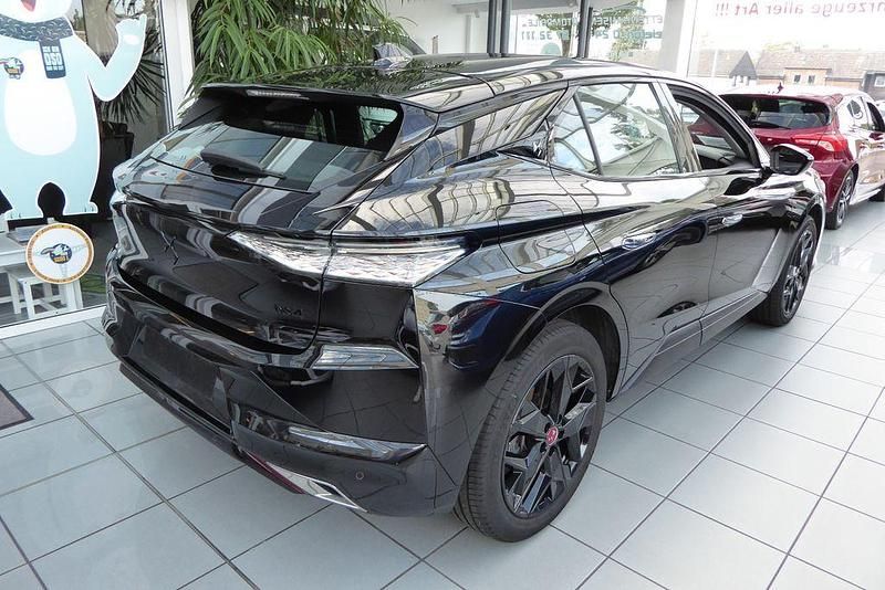 Gebraucht DS Automobiles DS4 Performance 131 PS (96 kW) 2023 Schwarz Limousine