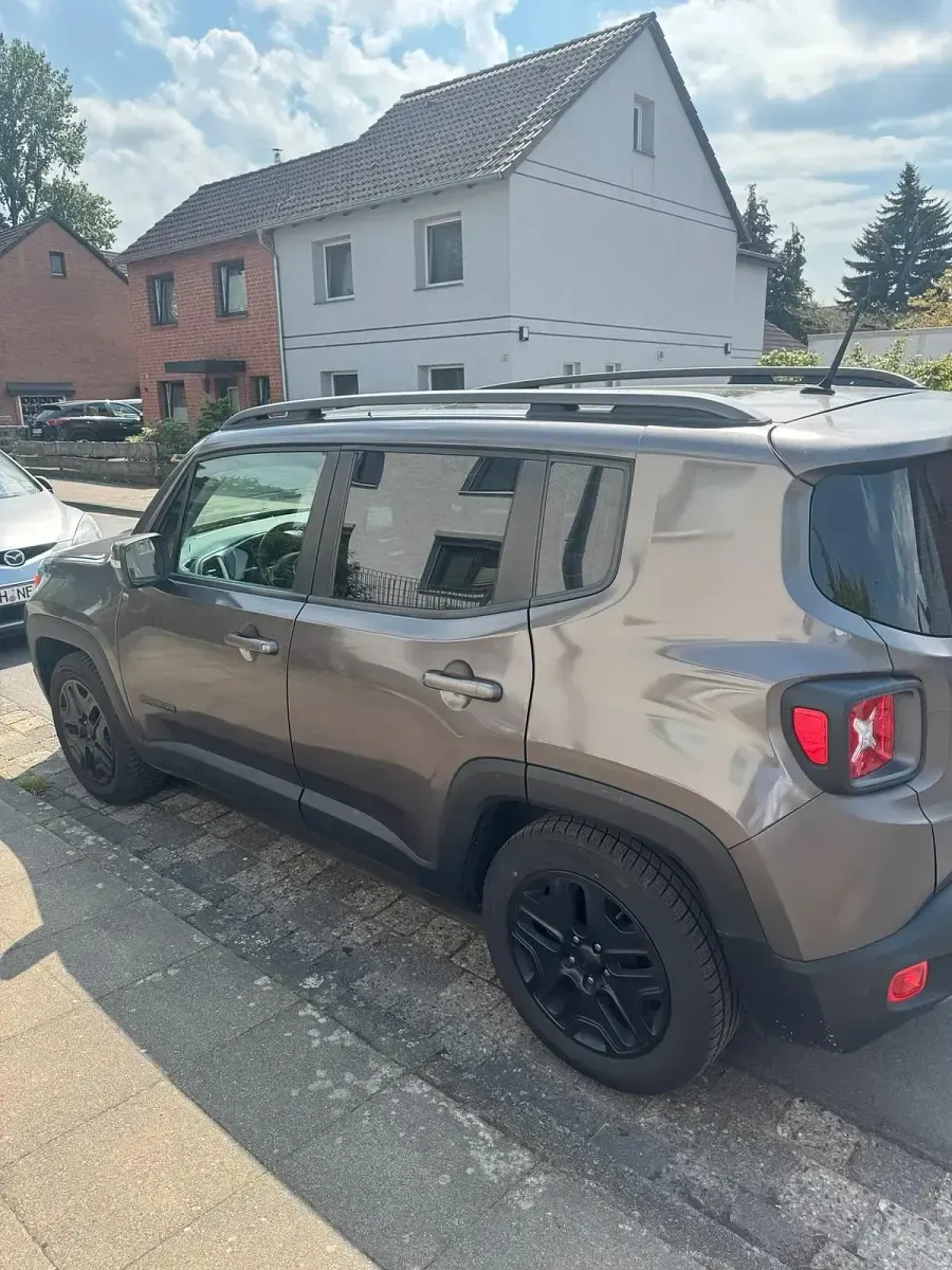 Gebraucht Jeep Renegade 140 PS (102 kW) 2016 Grau SUV