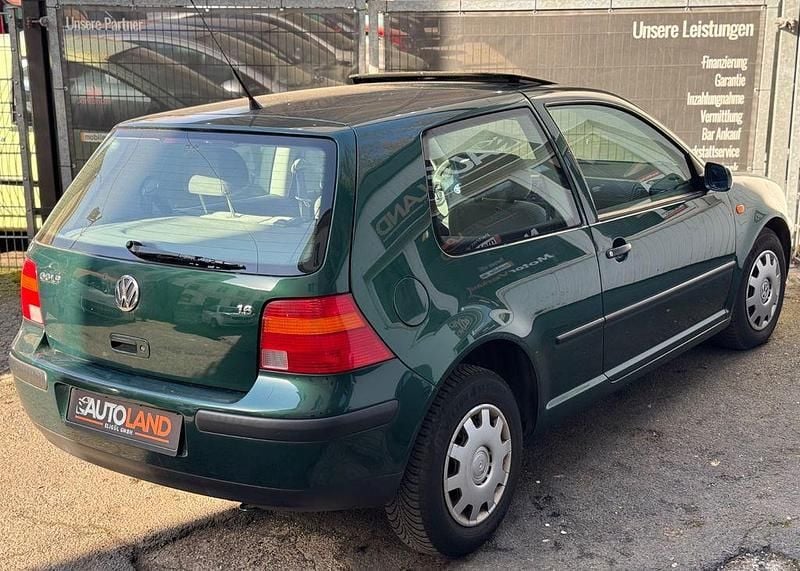 Gebraucht VW Golf III 101 PS (74 kW) 1999 Grün Limousine