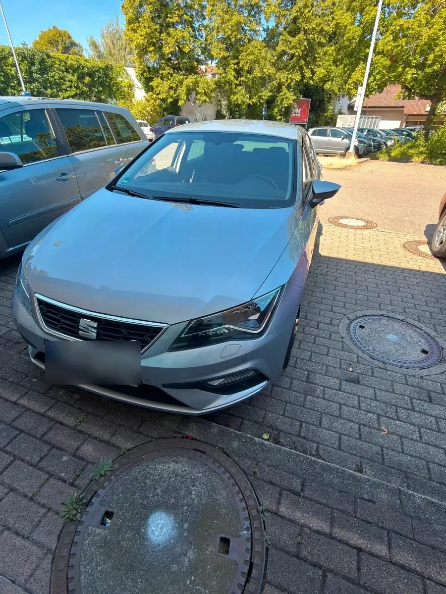 Gebraucht Seat Leon FR 150 PS (110 kW) 2021 Silber Limousine