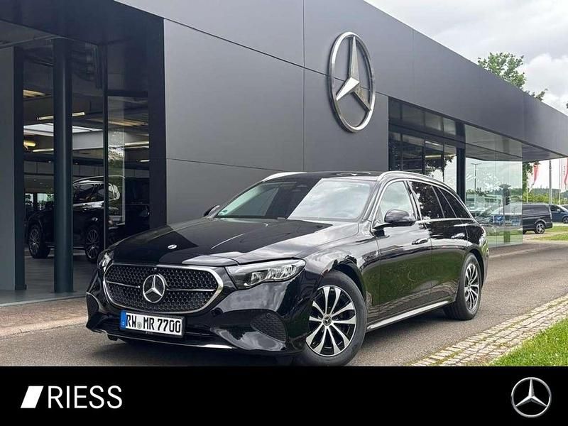 Unilack schwarz Gebraucht 2025 Mercedes E200 Kombi | 50.800 € (Guter Preis) - Bild 1/4