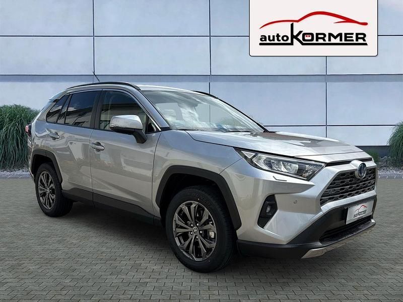 Lichtsilber metallic Neu 2025 Toyota RAV4 Hybrid SUV | 42.400 € (Guter Preis) - Bild 1/4