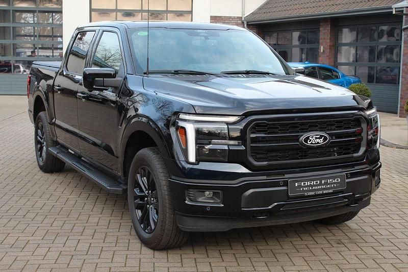 Neu Ford V8 Lariat 407 PS (299 kW) 2025 Schwarz SUV