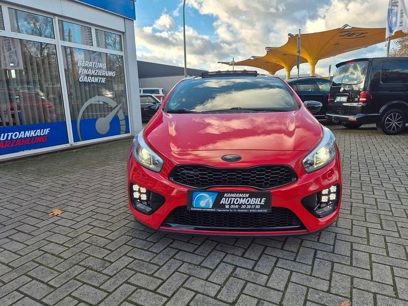 Gebraucht Kia Ceed GT GT 204 PS (150 kW) 2013 Rot Coupé