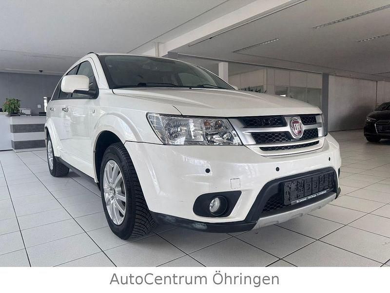 Gebraucht Fiat Freemont Lounge 170 PS (125 kW) 2013 Weiß SUV