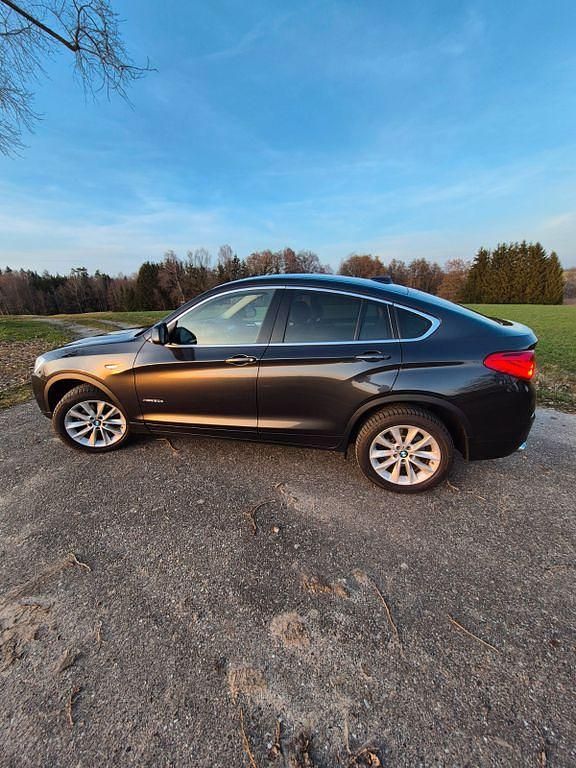 Gebraucht BMW X4 Advantage 258 PS (189 kW) 2016 Grau SUV