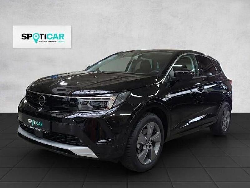 Lackierung schwarz perla nera/me (metallic) Gebraucht 2023 Opel Grandland X Elegance SUV | 31.995 € - Bild 1/4