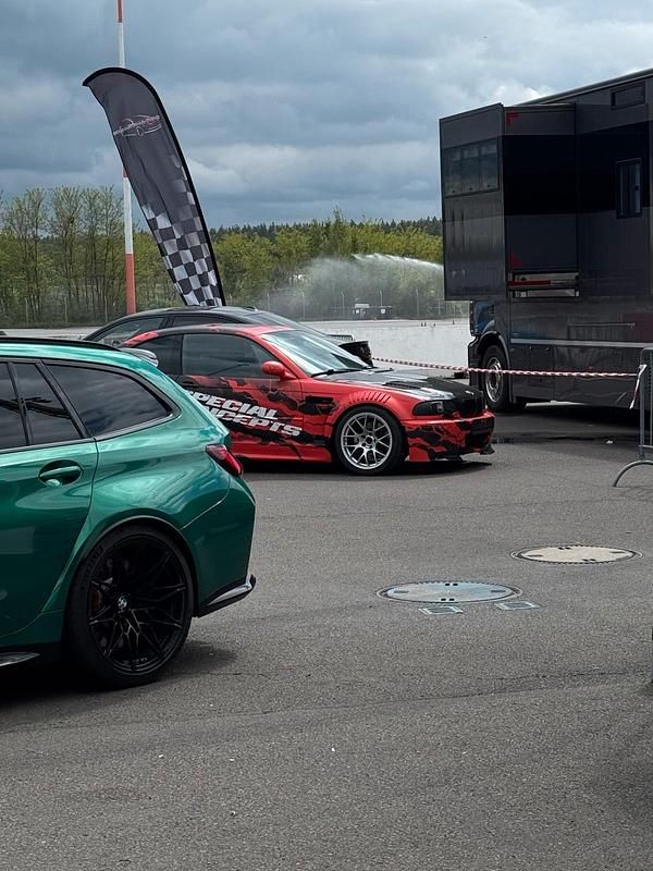 Gebraucht BMW 330 347 PS (255 kW) 2001 Blau Coupé