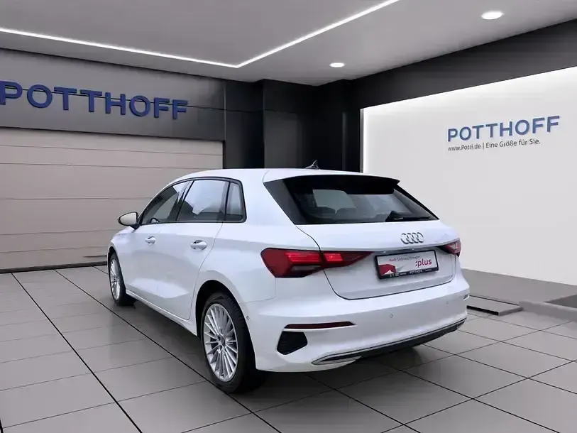 Gebraucht Audi A3 Advanced 150 PS (110 kW) 2023 Ibisweiß Limousine
