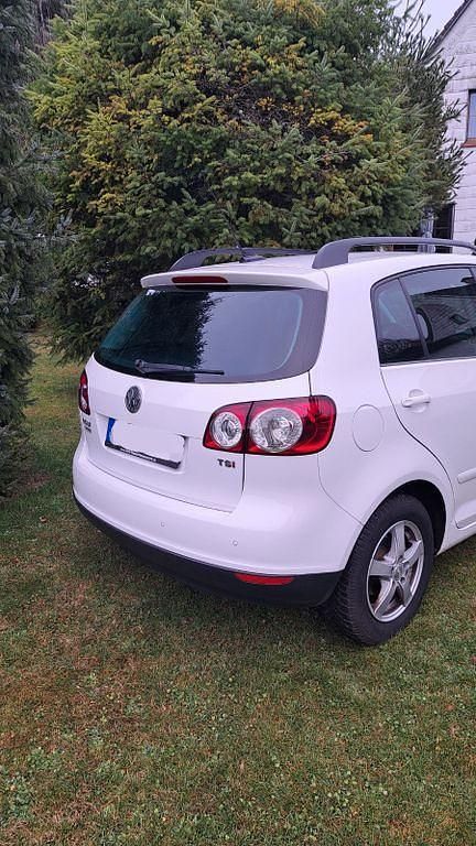 Gebraucht VW Golf Plus Cross Sportline 122 PS (89 kW) 2008 Weiß Van / Kleinbus