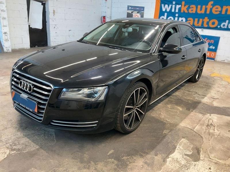 Schwarz Gebraucht 2011 Audi A8L Ambiente Limousine | 17.990 € (Superpreis) - Bild 1/4