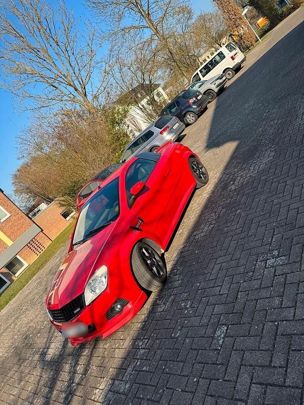 Gebraucht Opel Tigra 125 PS (91 kW) 2005 Rot Cabrio