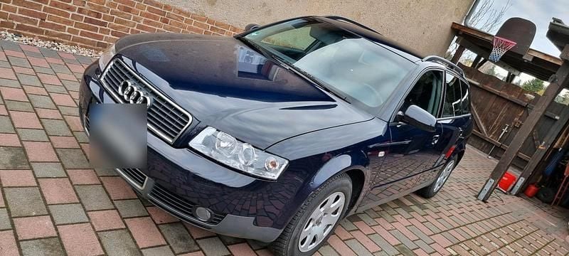 Gebraucht Audi A4 150 PS (110 kW) 2002 Blau Kombi