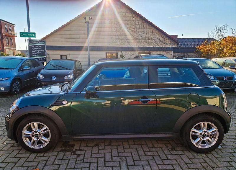 Gebraucht Mini ONE 75 PS (55 kW) 2013 Grün Kleinwagen