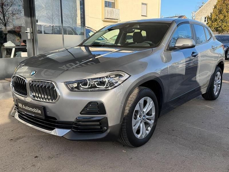 Grau Gebraucht 2023 BMW X2 Advantage SUV | 24.900 € (Guter Preis) - Bild 1/4
