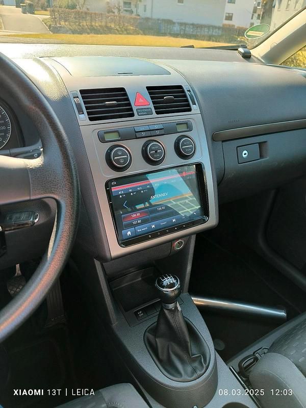 Gebraucht VW Touran 105 PS (77 kW) 2007 Schwarz Van / Kleinbus