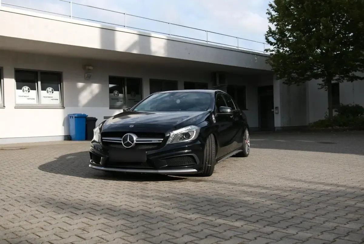 Gebraucht Mercedes A45 AMG AMG 365 PS (268 kW) 2015 Schwarz Kleinwagen