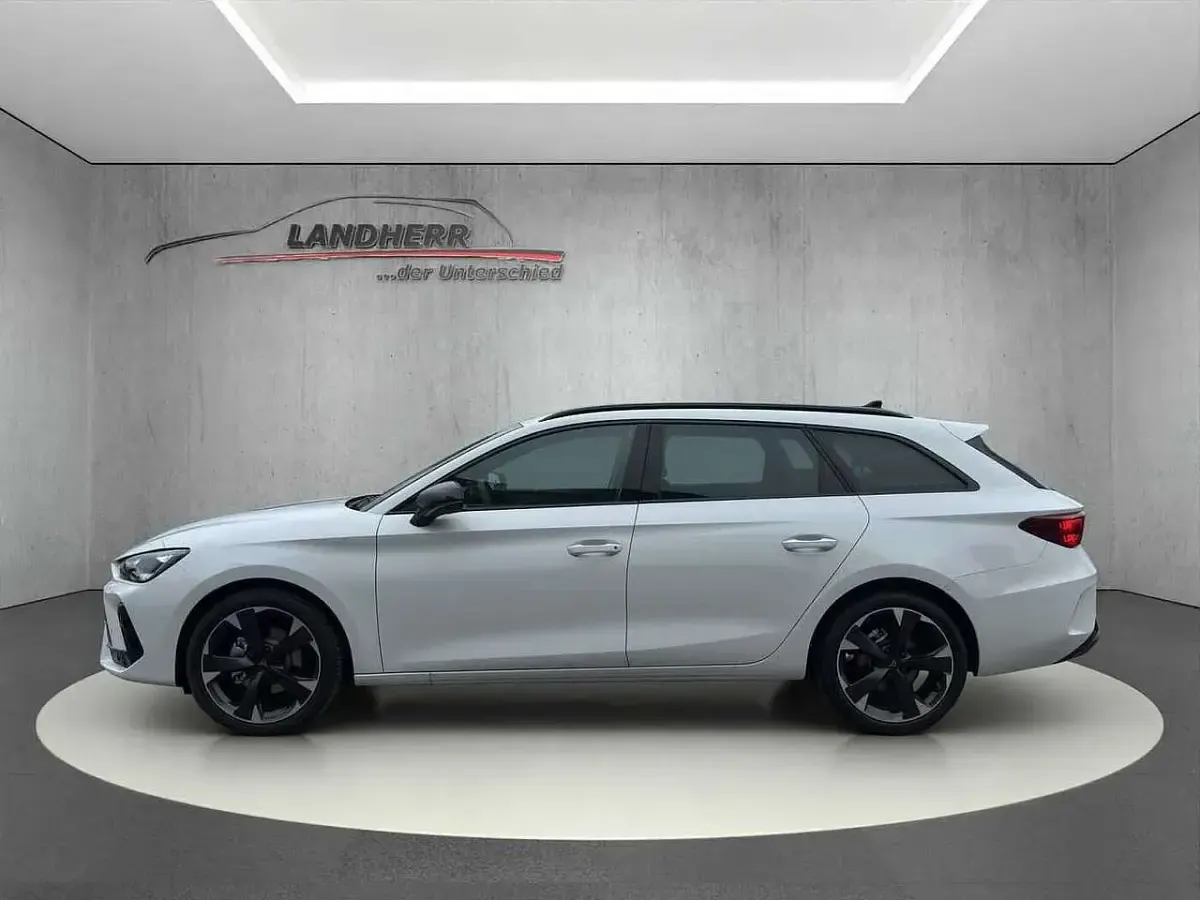 Nowe Cupra Leon 150 KM (110 kW) 2026 Biały Kombi