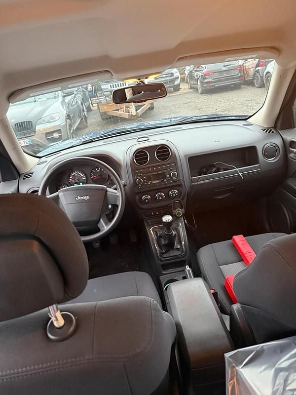 Gebraucht Jeep Patriot 170 PS (125 kW) 2011 Blau SUV