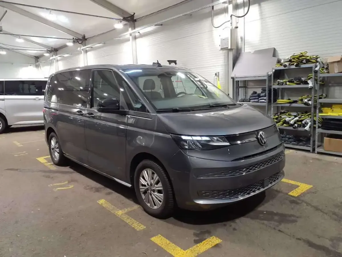 Occasion VW T7 150 ch (110 kW) 2025 Gris Van
