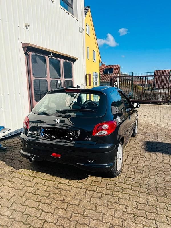 Gebraucht Peugeot 206 110 PS (80 kW) 2003 Schwarz Kleinwagen