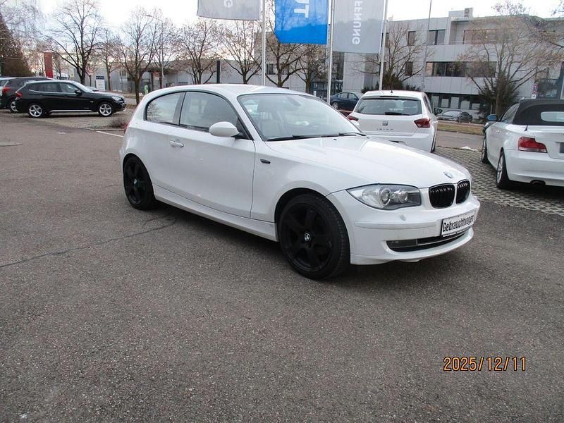 Gebraucht BMW 120 177 PS (130 kW) 2008 Weiß Kleinwagen