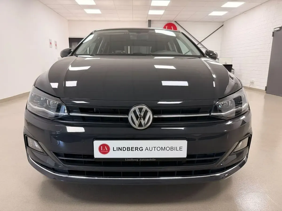 Gebraucht VW Polo Highline 95 PS (69 kW) 2018 Uranograu Kleinwagen