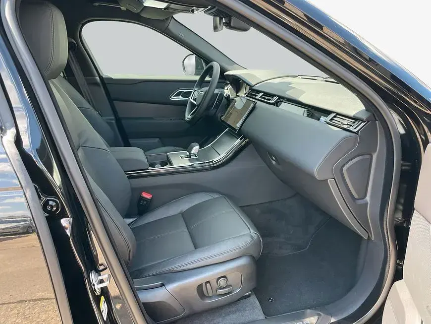 Neu Land Rover Range Rover Velar Black Edition 204 PS (150 kW) 2026 Santorini black metallic SUV