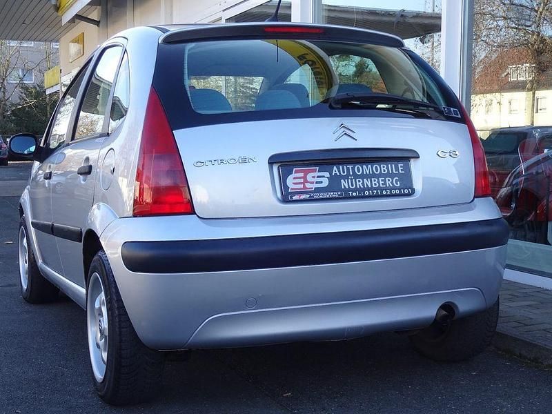 Gebraucht Citroën C3 Comfort 73 PS (53 kW) 2002 Silber Limousine